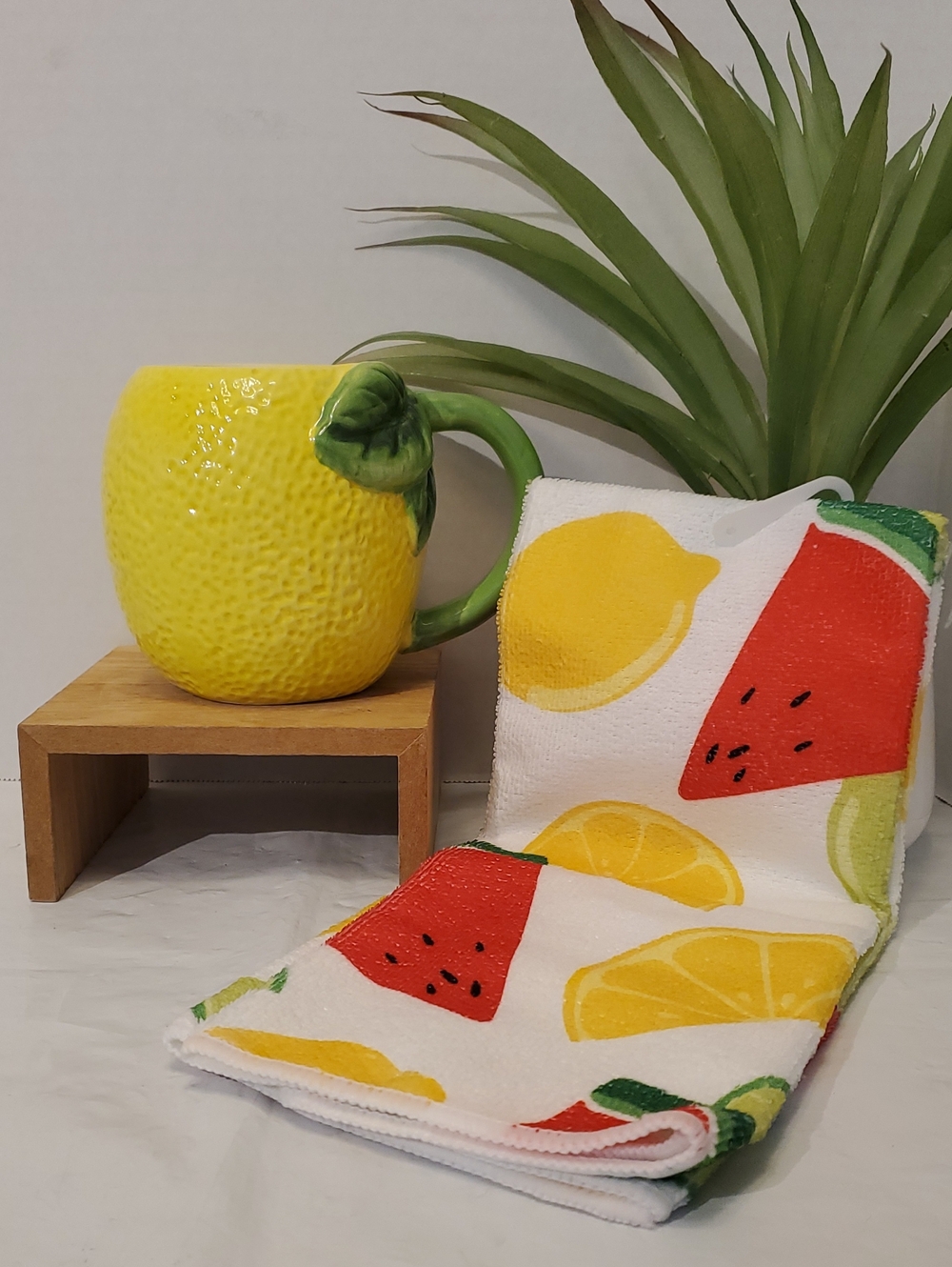 Lemon Mug & Kitcken Towel Bundle